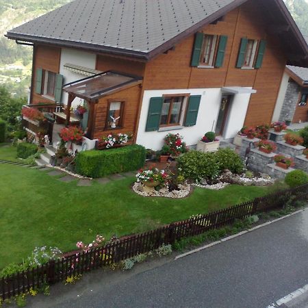 Staldenried Ferienwohnung Номер фото
