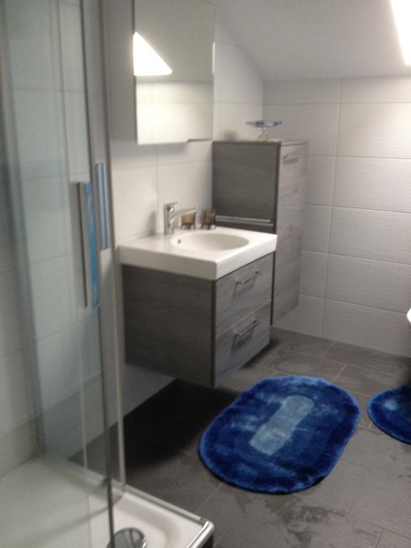 Staldenried Ferienwohnung Номер фото